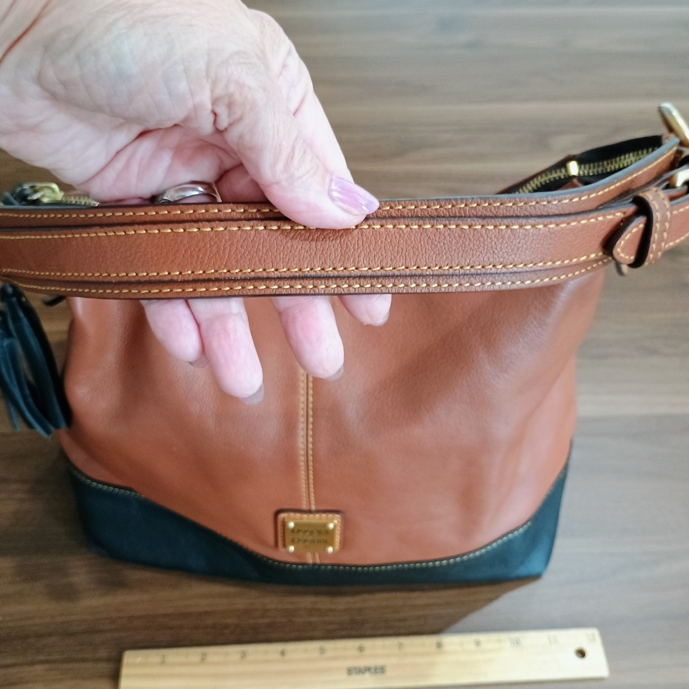 Dooney & Bourke Tan and Black Leather Hobo Bag - Picture 8 of 15